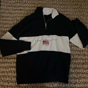 Brandy Melville quarter zip, blue and white, super soft and comfortable